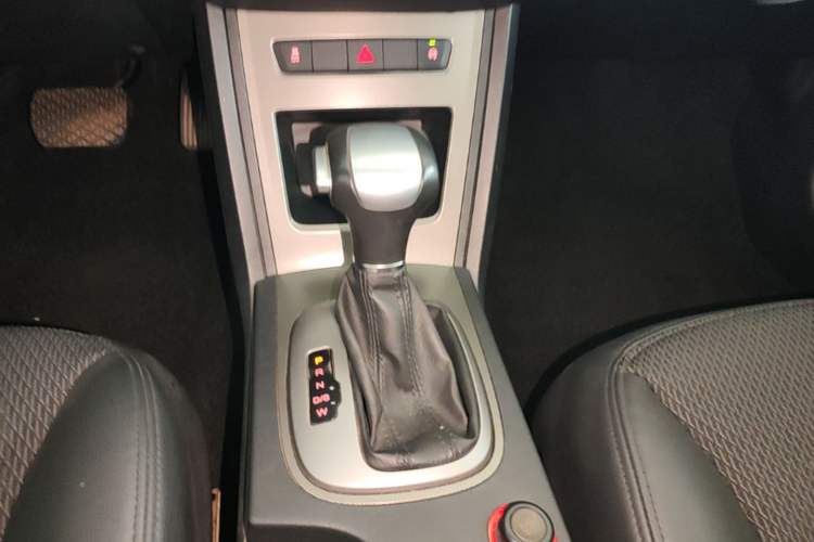 Used Roewe 350 2013 350S 1.5L Automatic Xunda Edition Gear Lever