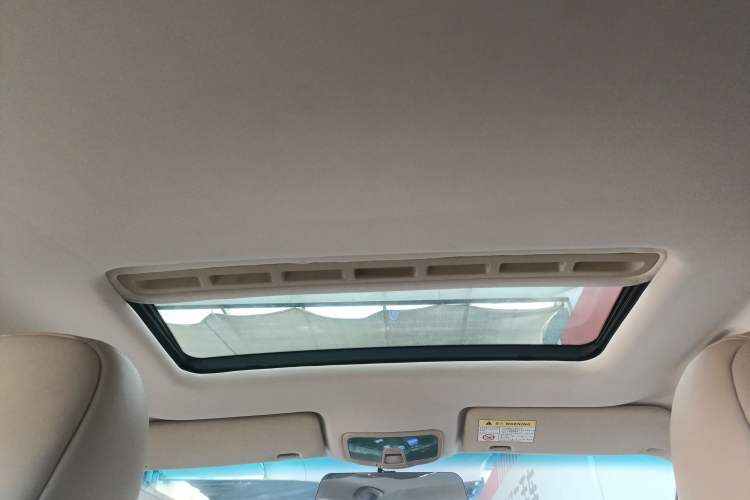 Used Roewe 350 2013 350C 1.5L Automatic Xunyue Edition Headliner