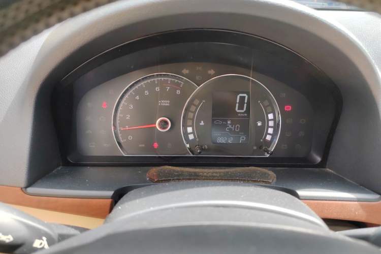 Used Roewe 350 2013 350C 1.5L Automatic Xunyue Edition Instrument Cluster