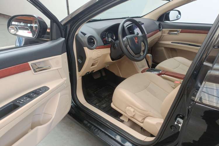 Used Roewe 350 2013 350C 1.5L Automatic Xunyue Edition Interior 4