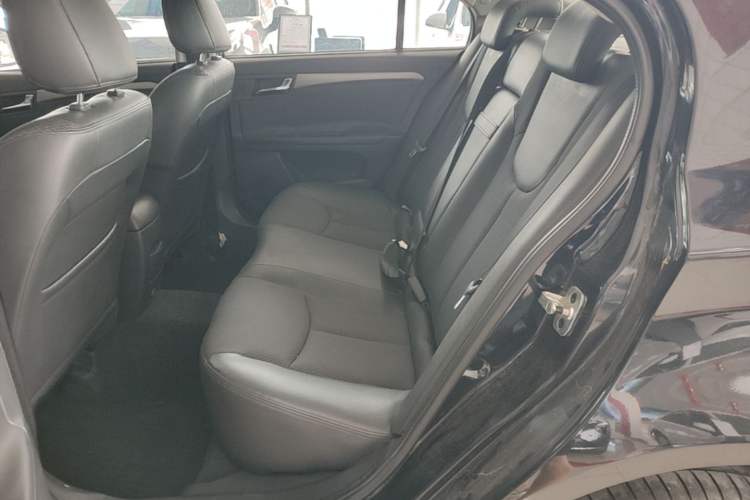 Used Roewe 350 2013 350S 1.5L Automatic Xunda Edition Left Rear Seat