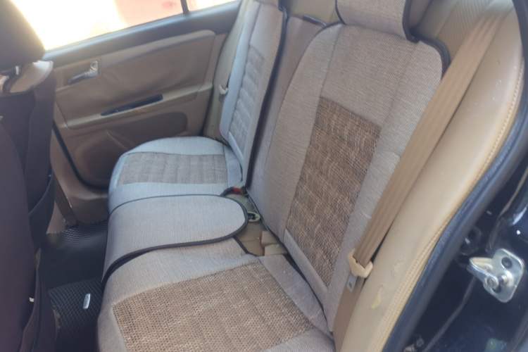 Used Roewe 350 2013 350S 1.5L Automatic Xunda Edition Left Rear Seat