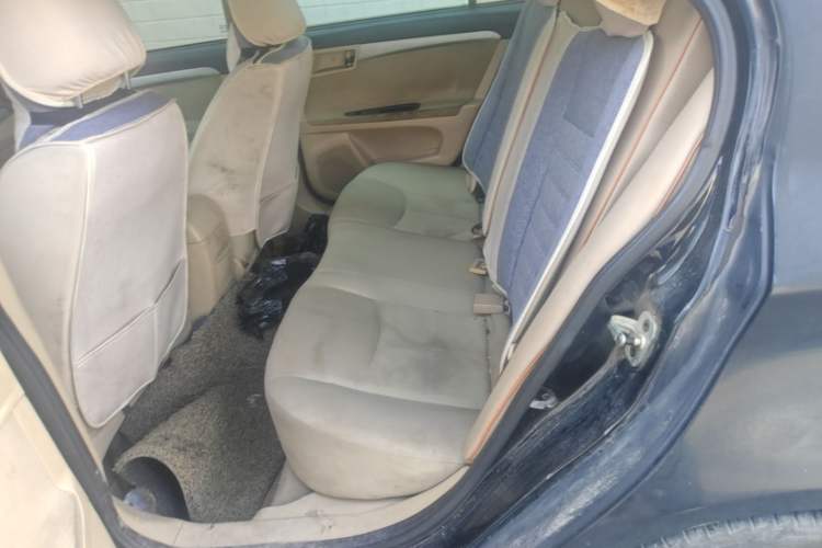 Used Roewe 350 2013 350S 1.5L Manual Xunchi Edition Left Rear Seat