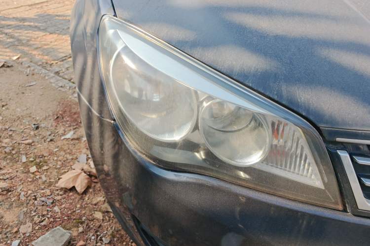Used Roewe 350 2013 350S 1.5L Manual Xunchi Edition Right Front Headlight