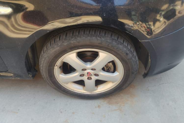 Used Roewe 350 2013 350S 1.5L Automatic Xunda Edition Right Front Wheel Hub