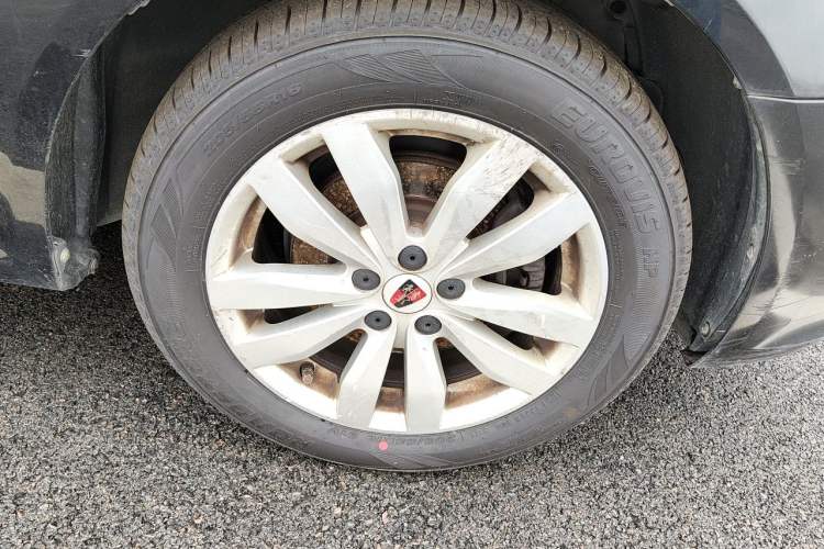 Used Roewe 350 2013 350S 1.5L Manual Xunchi Edition Right Front Wheel Hub