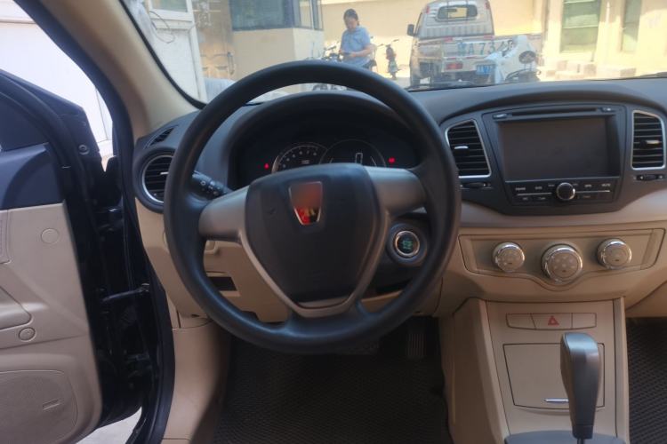 Used Roewe 350 2013 350S 1.5L Automatic Xunda Edition Steering Wheel