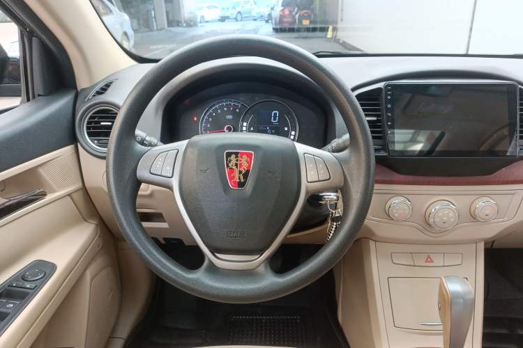 Used Roewe 350 2013 350C 1.5L Automatic Xunyue Edition Steering Wheel