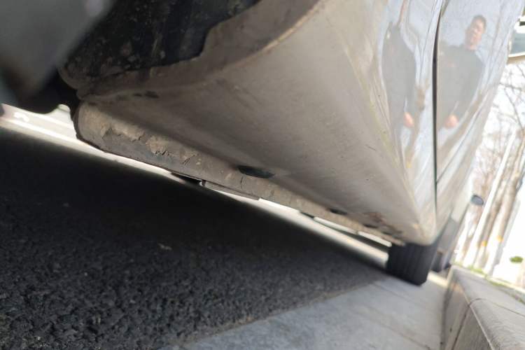 Used Roewe 350 2013 350C 1.5L Manual Swift Edition Chassis Rear Right