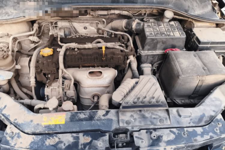Used Roewe 350 2013 350S 1.5L Manual Xunchi Edition Engine Bay