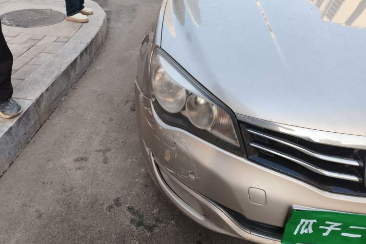 Used Roewe 350 2013 350S 1.5L Manual Xunchi Edition Right Front Headlight
