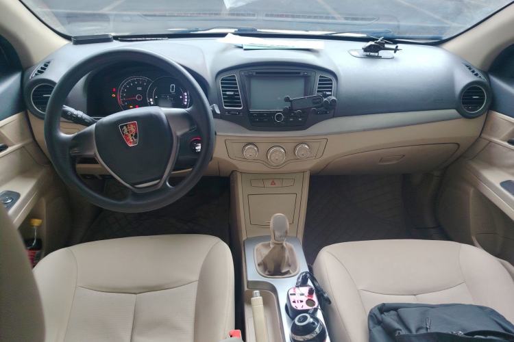 Used Roewe 350 2013 350S 1.5L Manual Xunchi Edition Center Console