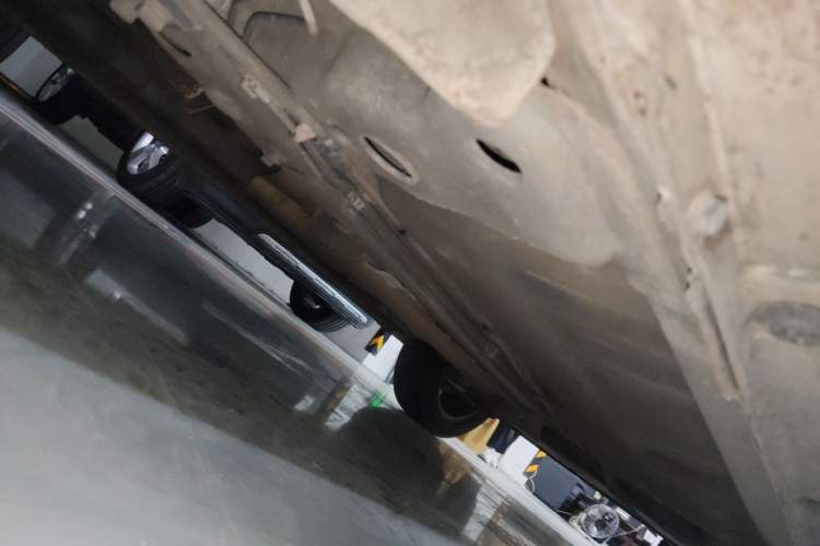 Used Roewe 350 2013 350C 1.5L Manual Swift Edition Chassis Front Left