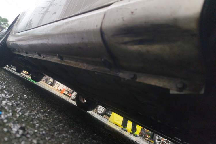 Used Roewe 350 2013 350S 1.5L Automatic Xunda Edition Chassis Front Right