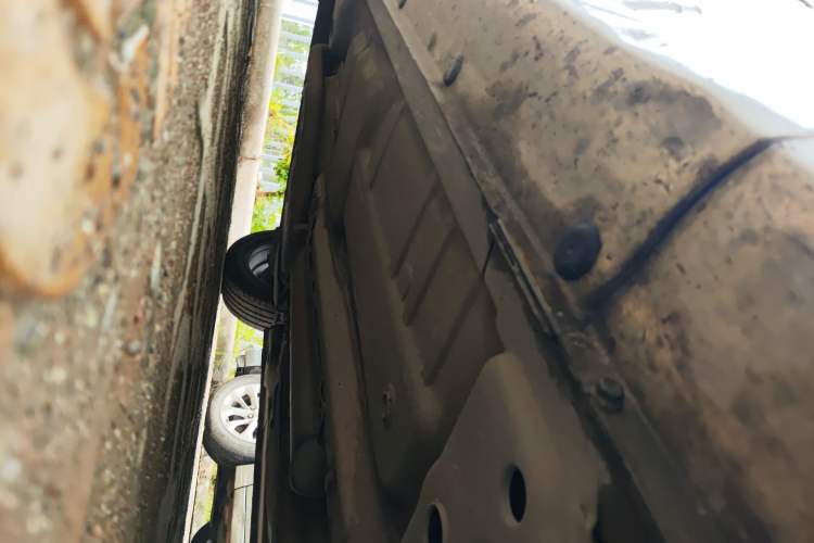 Used Roewe 350 2013 350S 1.5L Manual Xunchi Edition Chassis Front Right