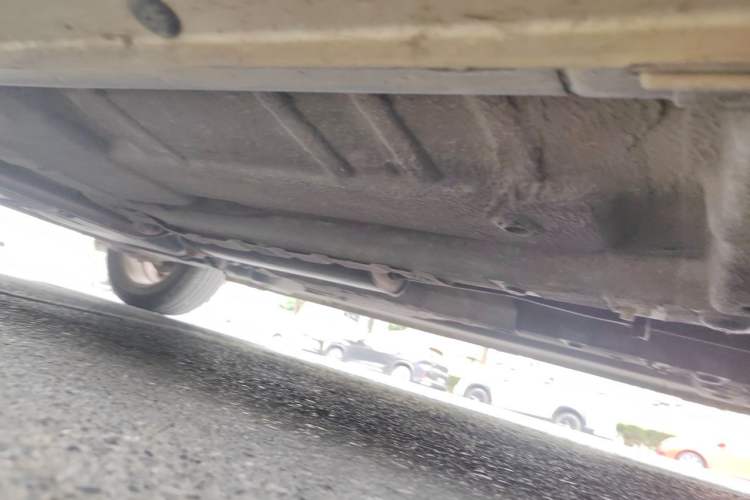 Used Roewe 350 2013 350S 1.5L Manual Xunchi Edition Chassis Front Right