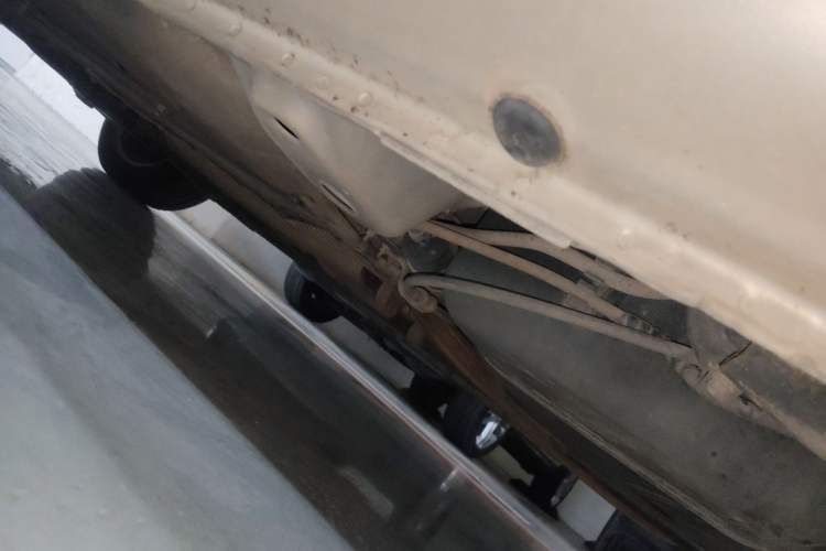 Used Roewe 350 2013 350C 1.5L Manual Swift Edition Chassis Rear Left