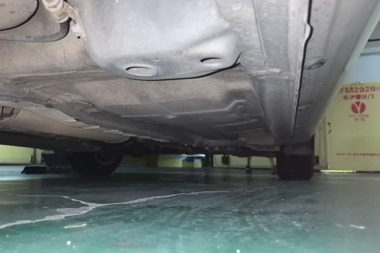 Used Roewe 350 2013 350C 1.5L Automatic Xunyue Edition Chassis Rear Right