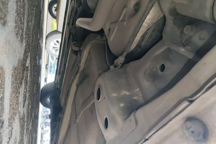 Used Roewe 350 2013 350S 1.5L Manual Xunchi Edition Chassis Rear Right