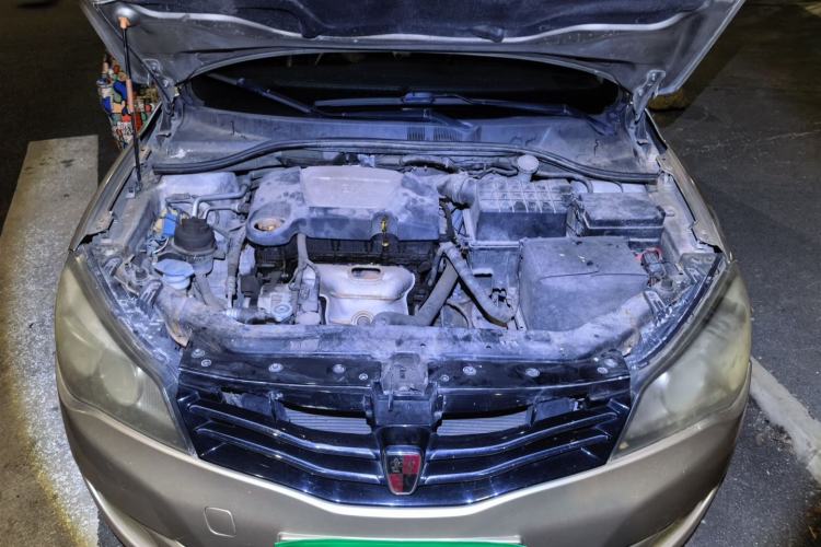 Used Roewe 350 2013 350C 1.5L Automatic Xunyue Edition Engine Bay