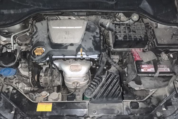 Used Roewe 350 2013 350C 1.5L Automatic Xunyue Edition Engine Bay