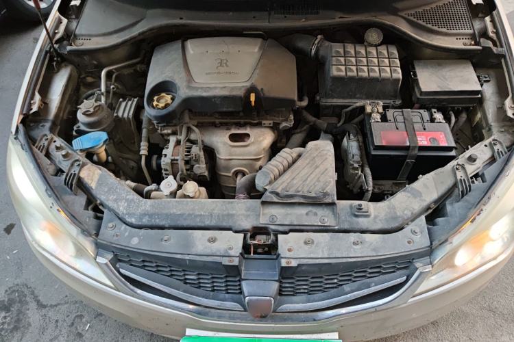 Used Roewe 350 2013 350C 1.5L Automatic Xunyue Edition Engine Bay