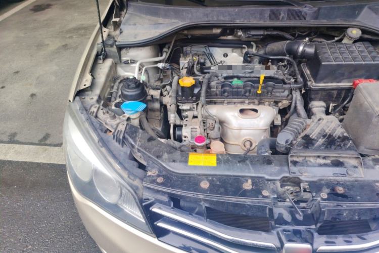 Used Roewe 350 2013 350S 1.5L Manual Xunchi Edition Engine Bay Right