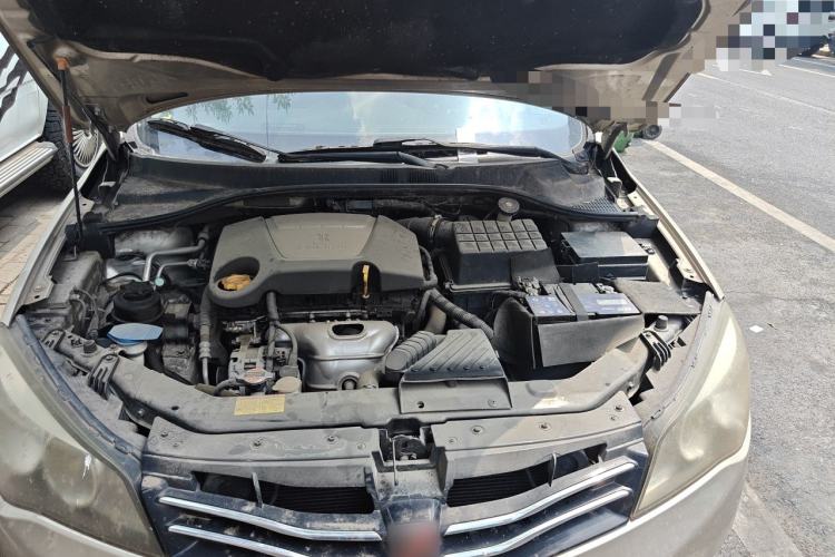Used Roewe 350 2013 350S 1.5L Manual Xunchi Edition Engine Bay
