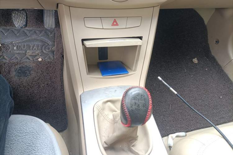 Used Roewe 350 2013 350S 1.5L Manual Xunchi Edition Gear Lever