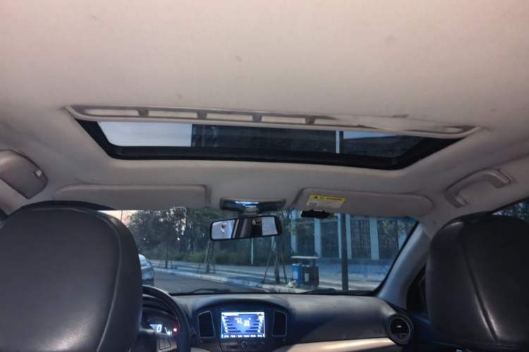 Used Roewe 350 2013 350C 1.5L Automatic Xunyue Edition Headliner