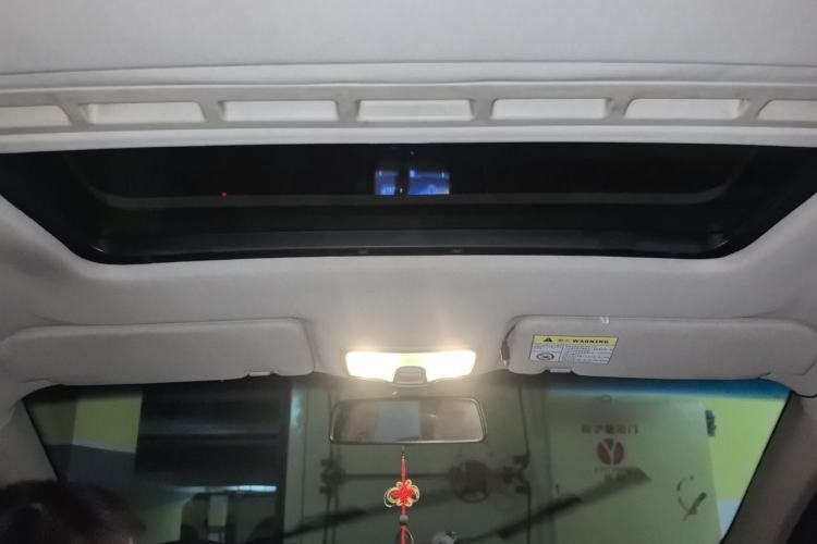 Used Roewe 350 2013 350C 1.5L Automatic Xunyue Edition Headliner