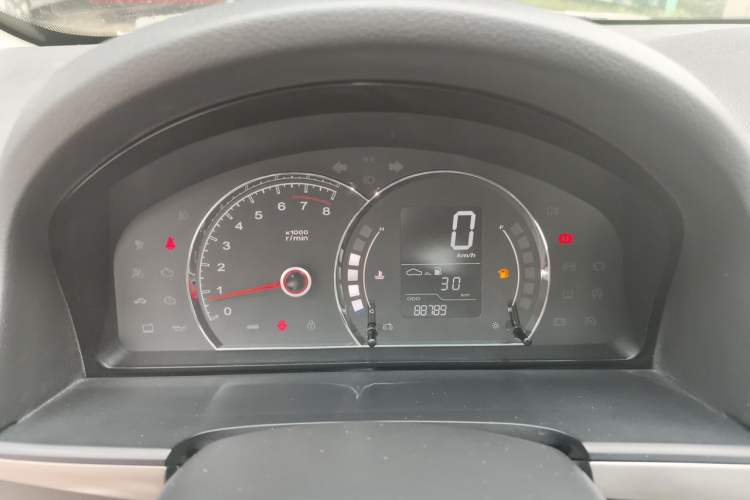 Used Roewe 350 2013 350S 1.5L Manual Xunchi Edition Instrument Cluster