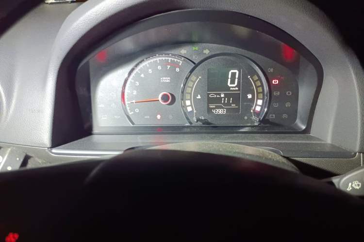 Used Roewe 350 2013 350C 1.5L Manual Swift Edition Instrument Cluster