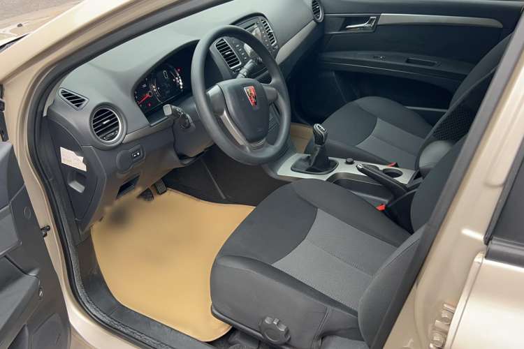 Used Roewe 350 2013 350S 1.5L Manual Xunchi Edition Interior 2