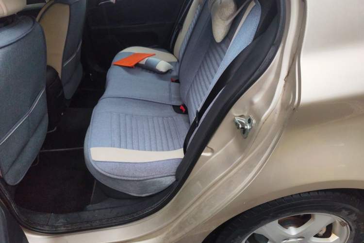 Used Roewe 350 2013 350S 1.5L Automatic Xunda Edition Left Rear Seat