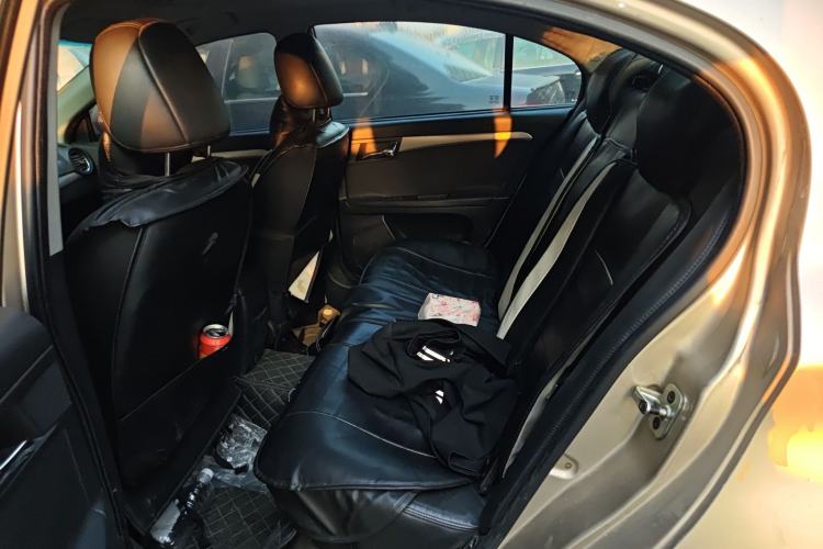 Used Roewe 350 2013 350C 1.5L Automatic Xunyue Edition Left Rear Seat