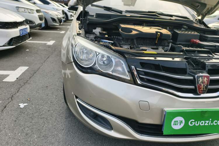 Used Roewe 350 2013 350S 1.5L Automatic Xunda Edition Right Front Headlight