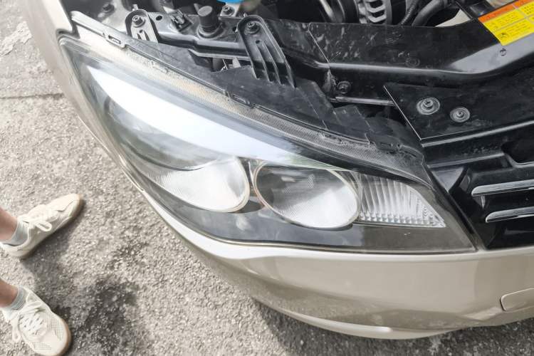 Used Roewe 350 2013 350S 1.5L Manual Xunchi Edition Right Front Headlight