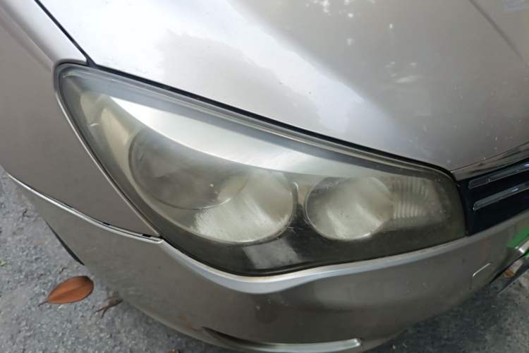 Used Roewe 350 2013 350C 1.5L Automatic Xunyue Edition Right Front Headlight