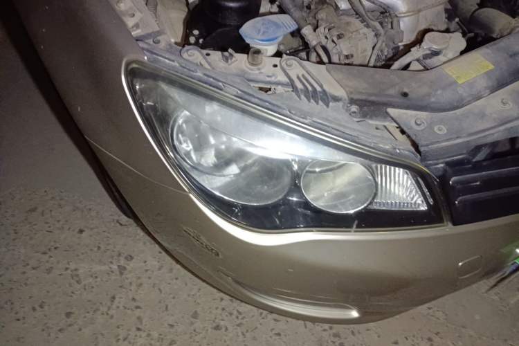Used Roewe 350 2013 350C 1.5L Manual Swift Edition Right Front Headlight