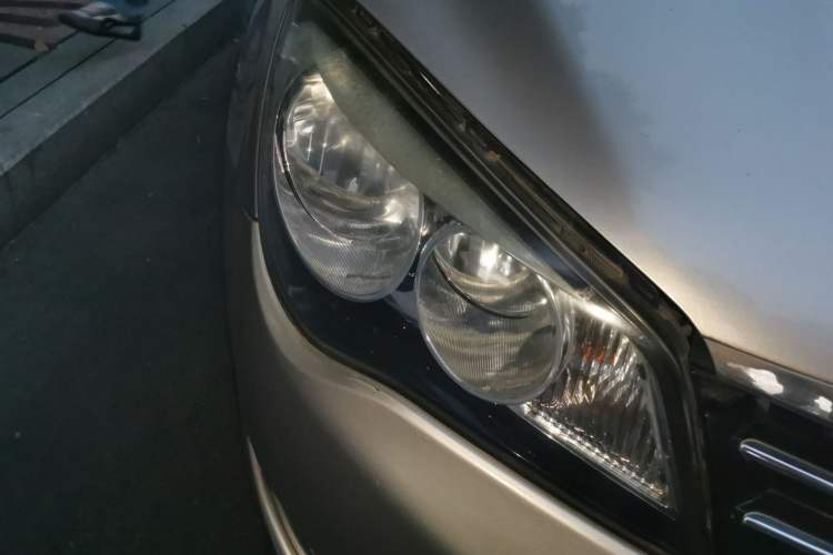 Used Roewe 350 2013 350S 1.5L Manual Xunchi Edition Right Front Headlight