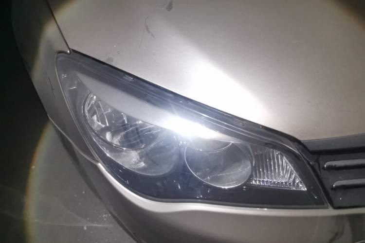 Used Roewe 350 2013 350S 1.5L Manual Xunchi Edition Right Front Headlight