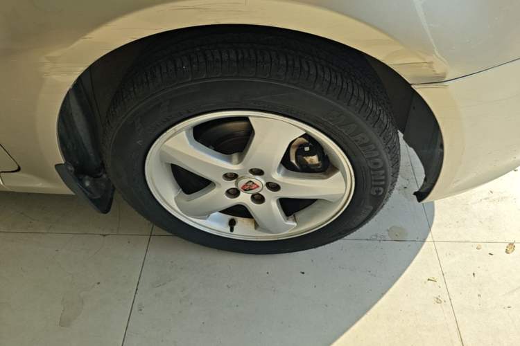 Used Roewe 350 2013 350S 1.5L Automatic Xunda Edition Right Front Wheel Hub