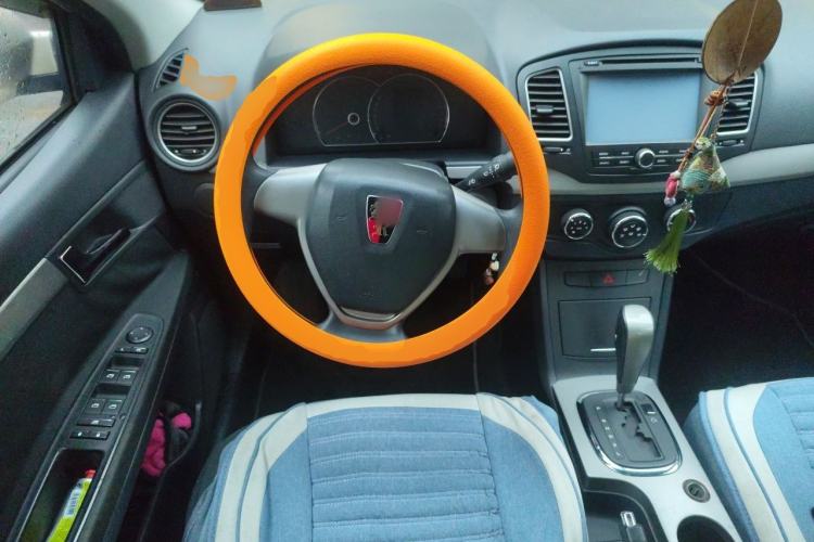 Used Roewe 350 2013 350S 1.5L Automatic Xunda Edition Steering Wheel