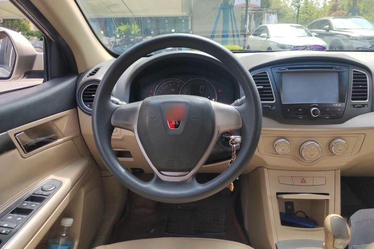 Used Roewe 350 2013 350S 1.5L Manual Xunchi Edition Steering Wheel