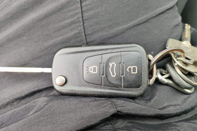 Used Roewe 350 2013 350S 1.5L Manual Xunchi Edition Vehicle Key