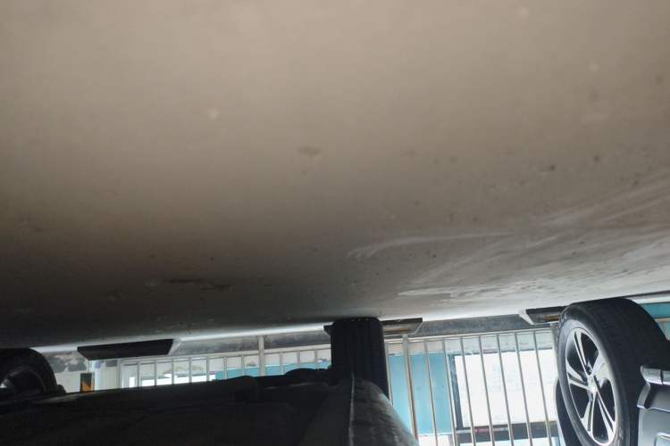 Used Roewe 350 2013 350S 1.5L Manual Xunchi Edition Chassis Front Right