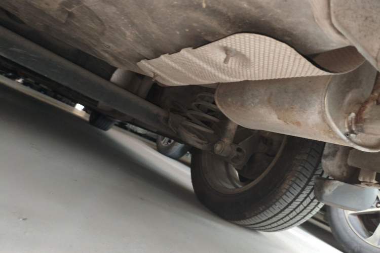 Used Roewe 350 2013 350S 1.5L Manual Xunchi Edition Chassis Rear