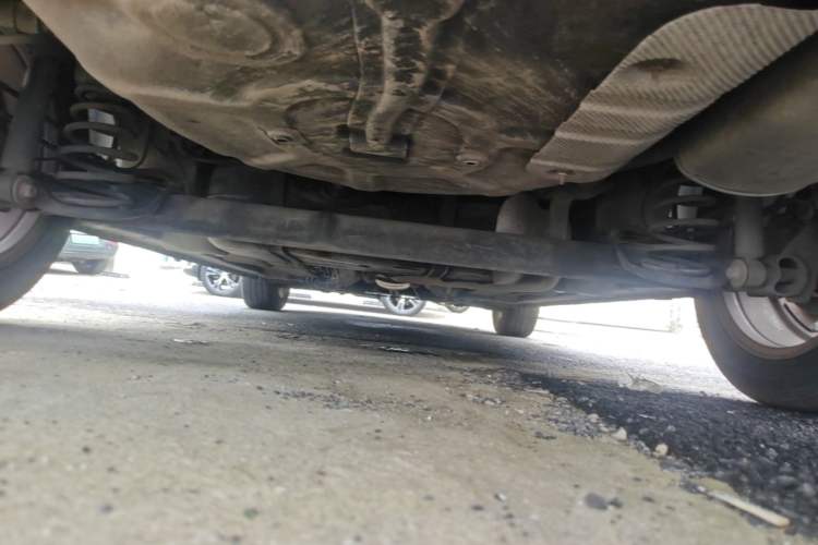 Used Roewe 350 2013 350C 1.5L Automatic Xunyue Edition Chassis Rear