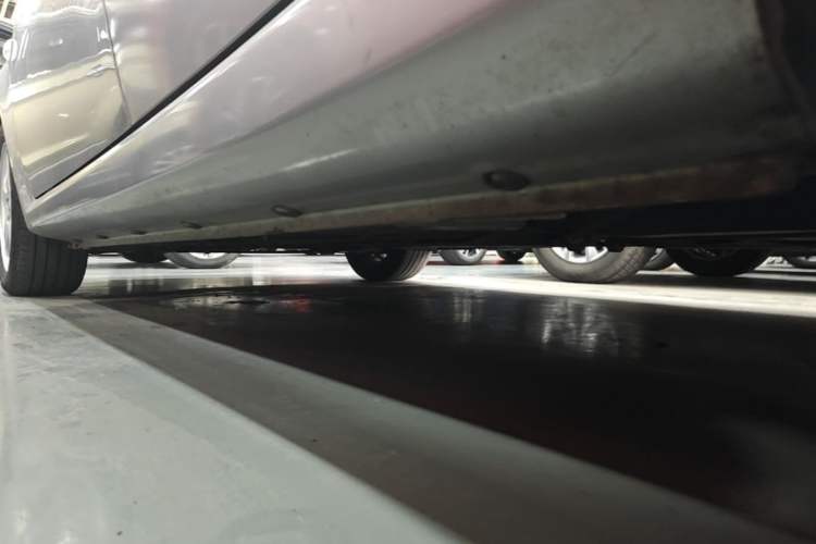 Used Roewe 350 2013 350C 1.5L Automatic Xunyue Edition Chassis Rear Left
